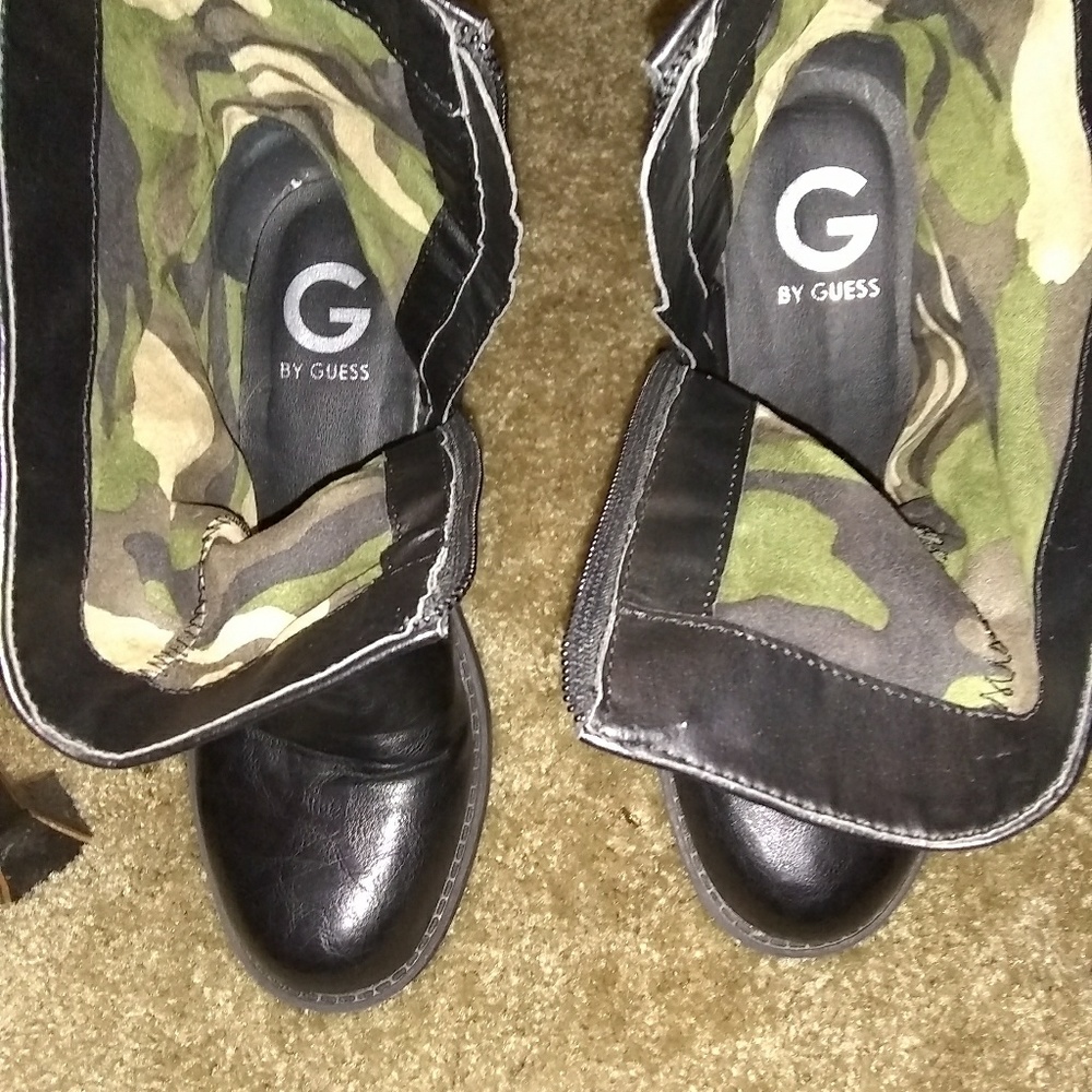 $35! G BY GUESS - Picture 3 of 4